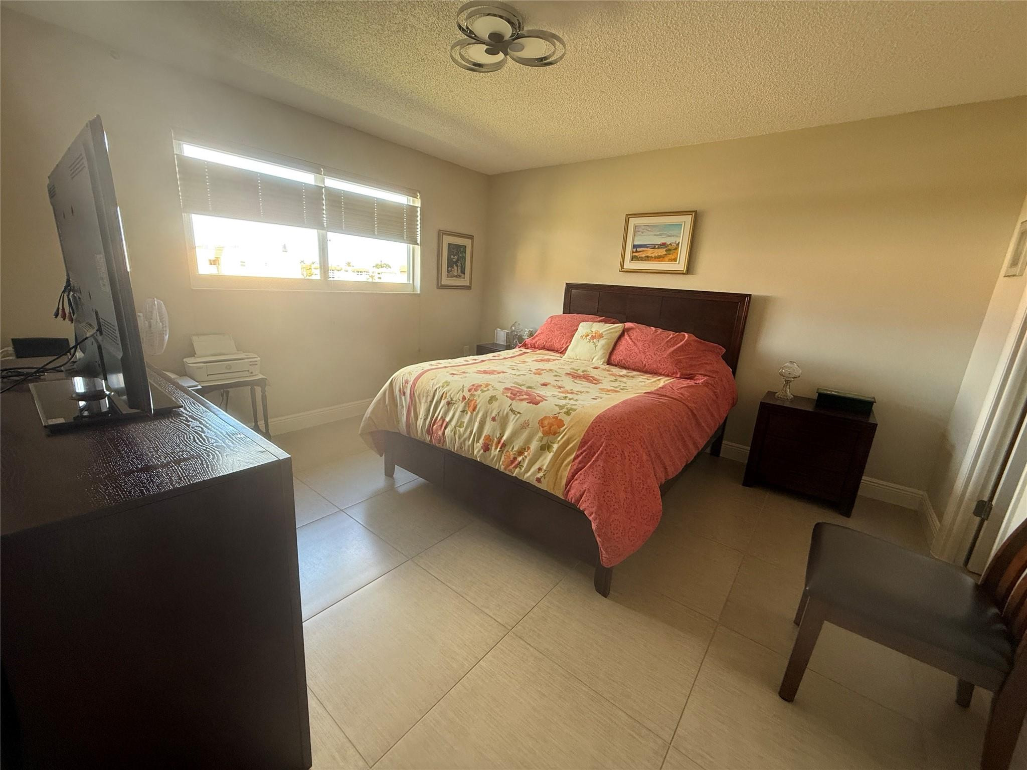 Sunrise Lakes - Residential