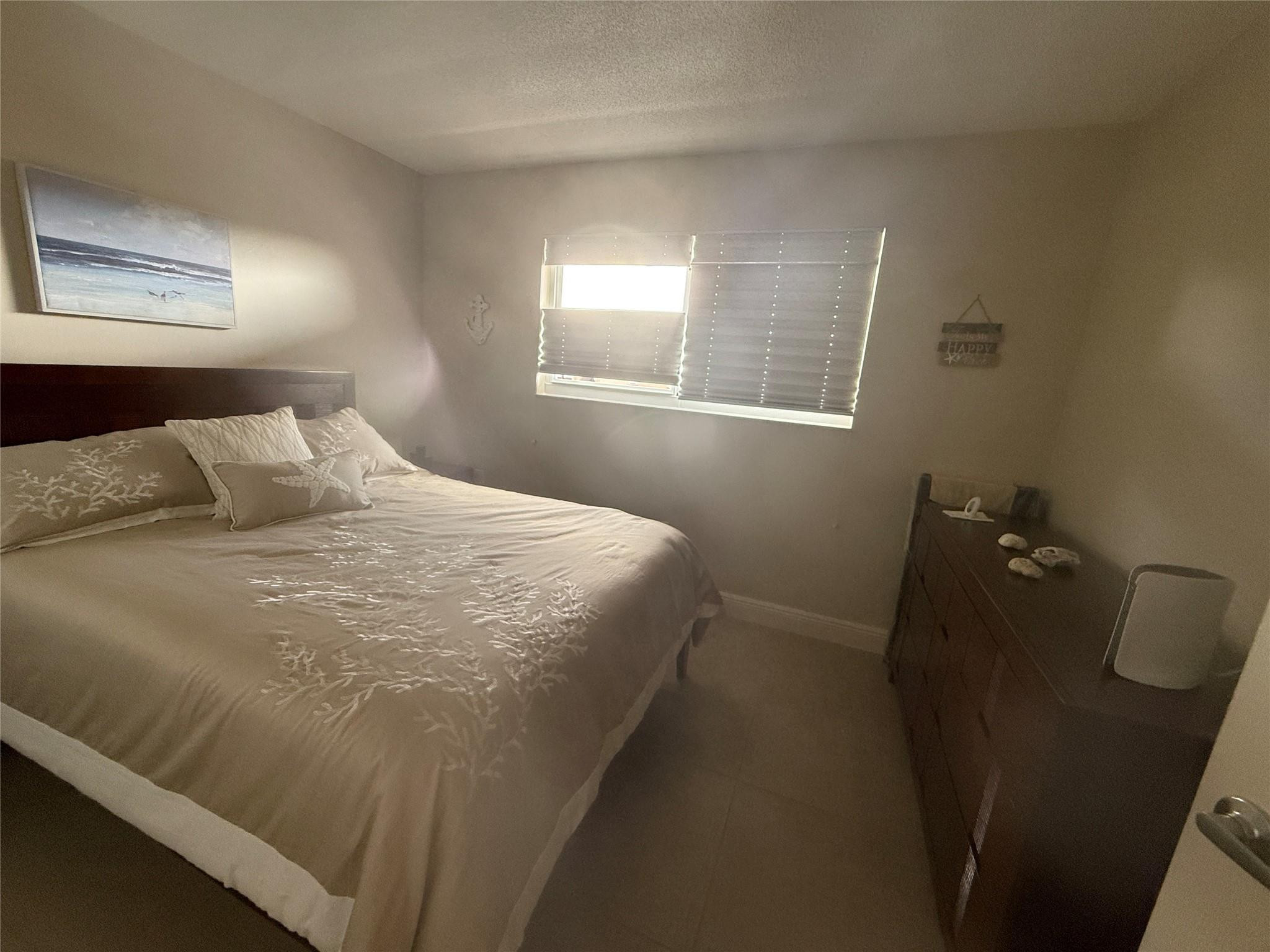 Sunrise Lakes - Residential