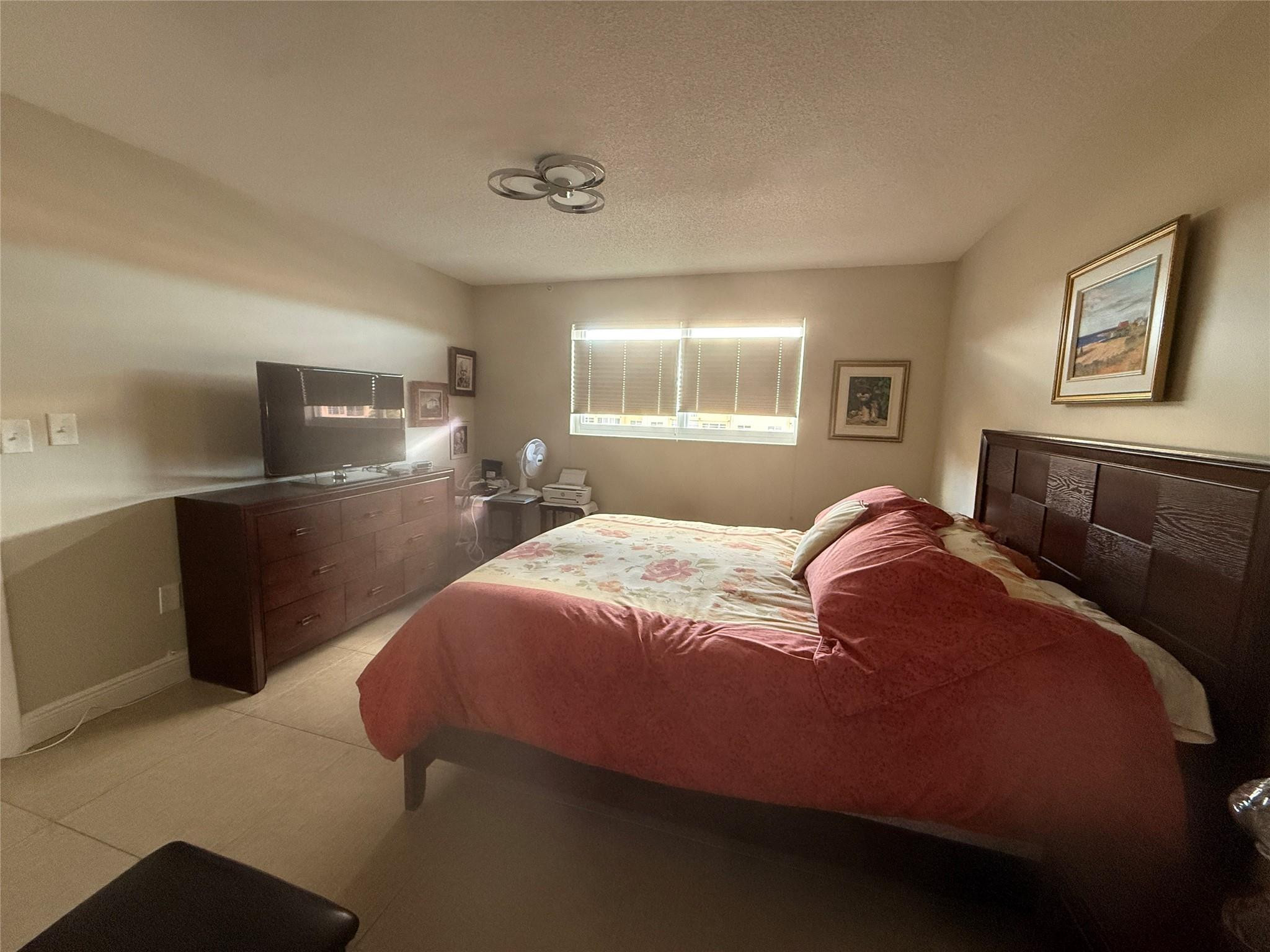 Sunrise Lakes - Residential