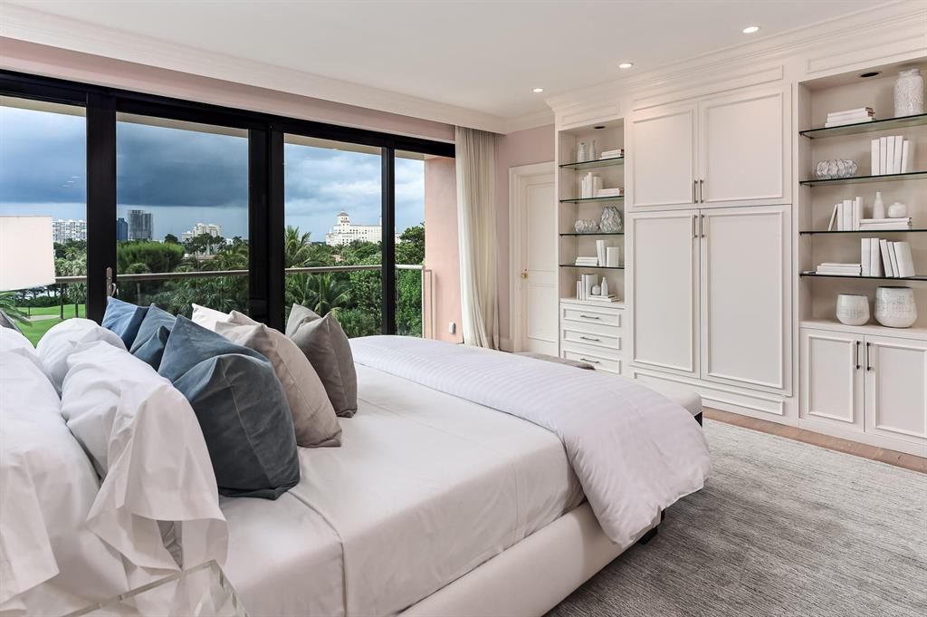 TWO NORTH BREAKERS ROW CONDO - Residential