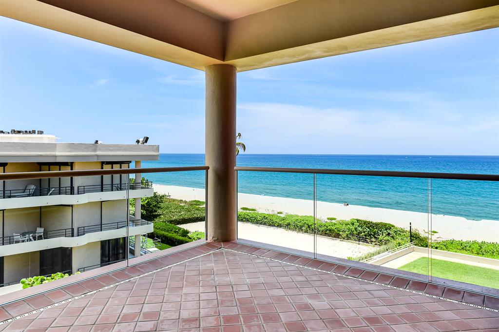 TWO NORTH BREAKERS ROW CONDO - Residential