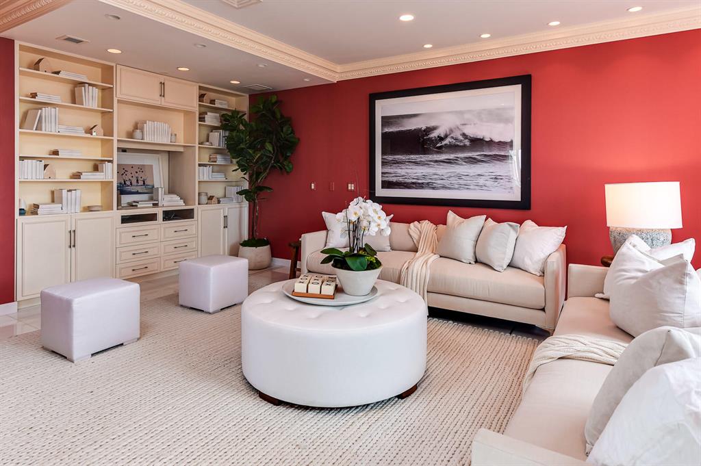 TWO NORTH BREAKERS ROW CONDO - Residential