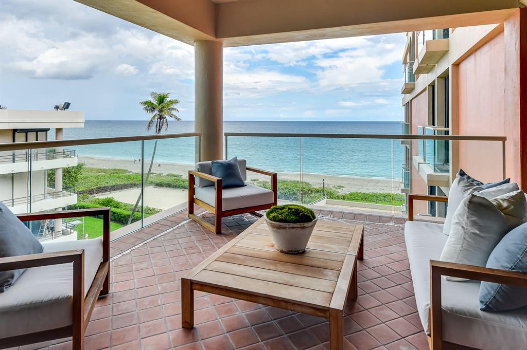 TWO NORTH BREAKERS ROW CONDO - Residential