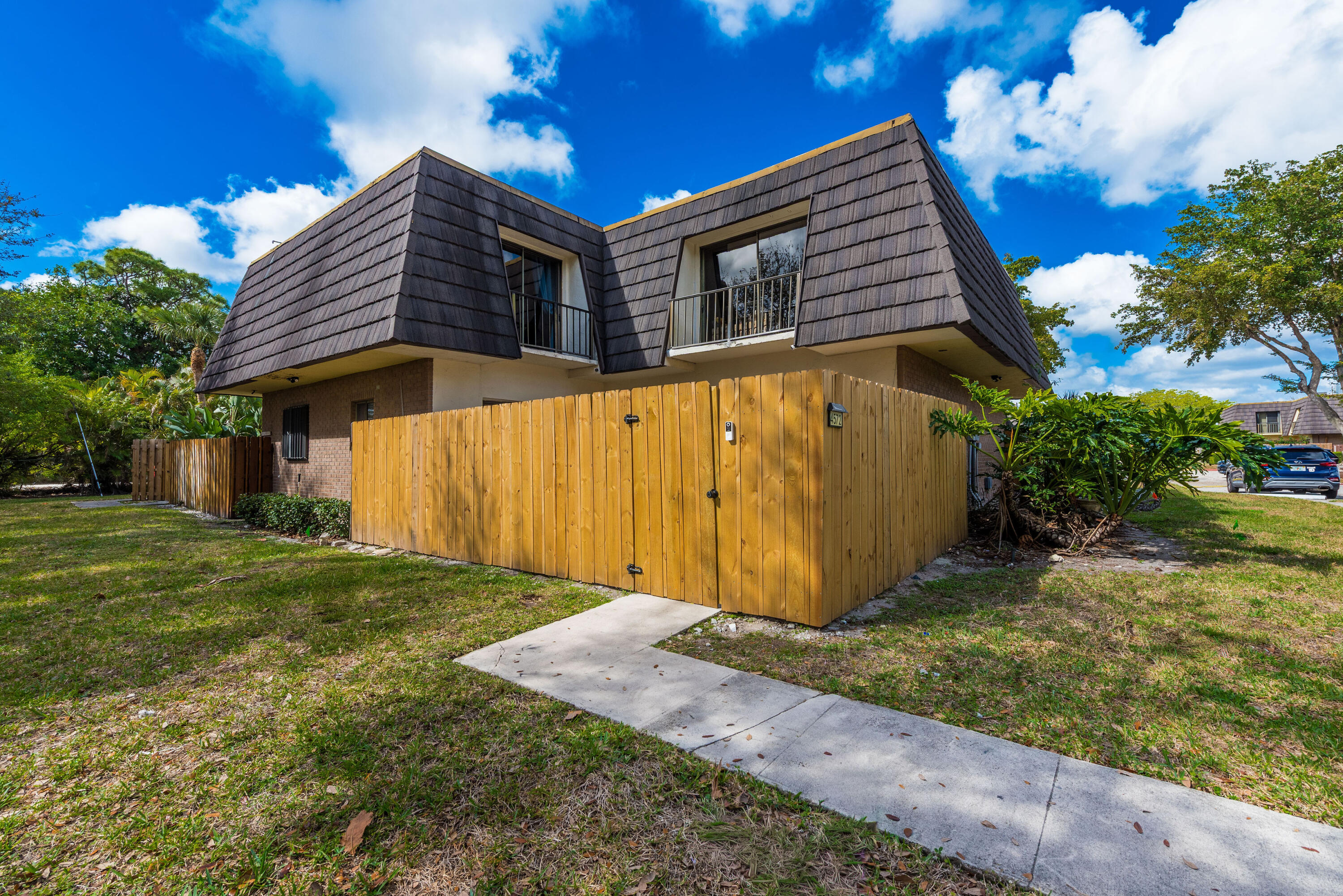 CHERRY LANE - Residential