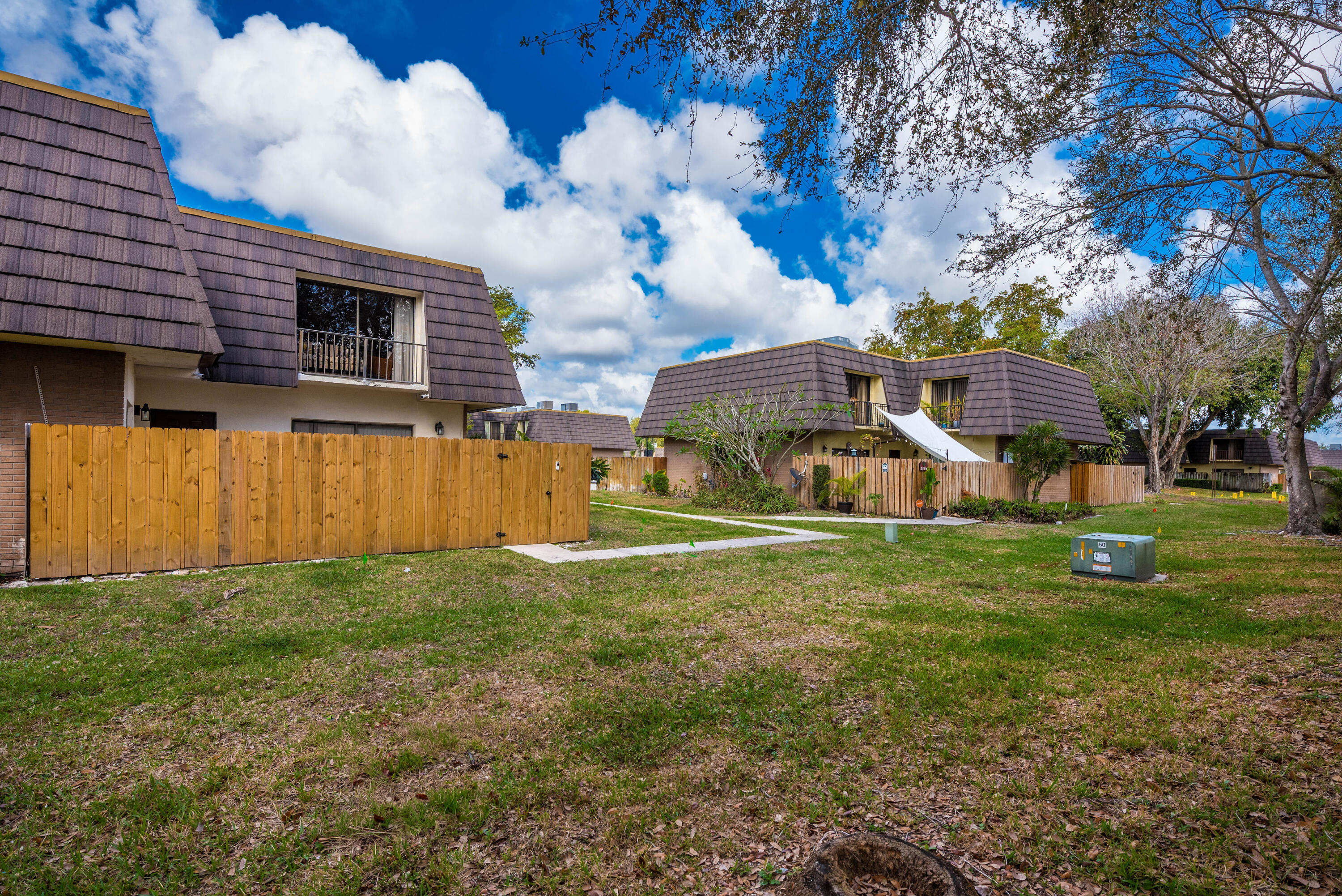 CHERRY LANE - Residential