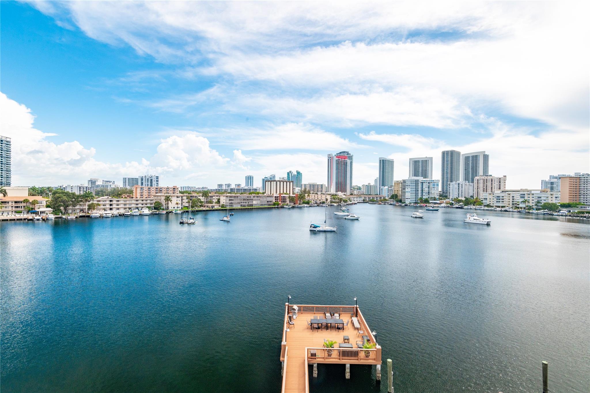 410 Golden Isles Dr 601