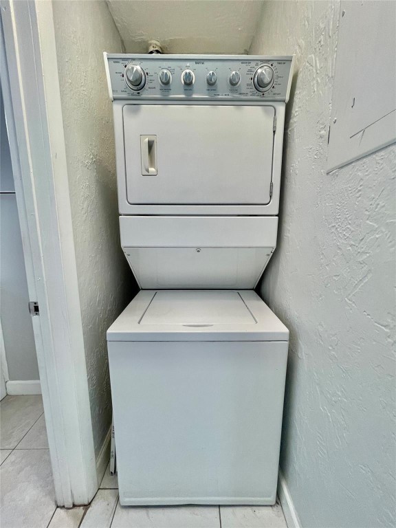 Progresso 2-18 D - Residential Lease