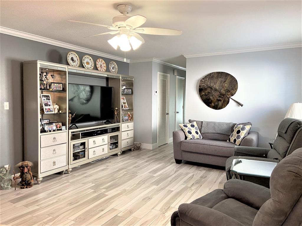 DELRAY VILLAS 1 - Residential