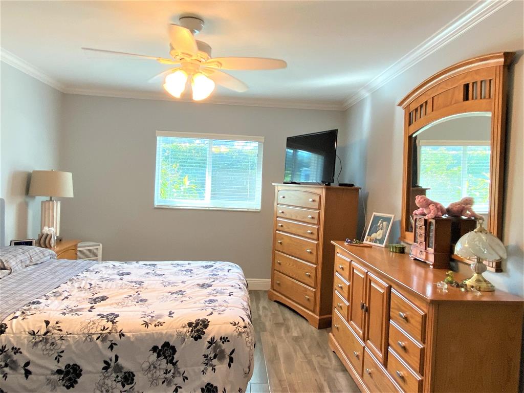 DELRAY VILLAS 1 - Residential