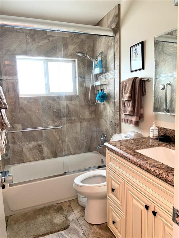 DELRAY VILLAS 1 - Residential