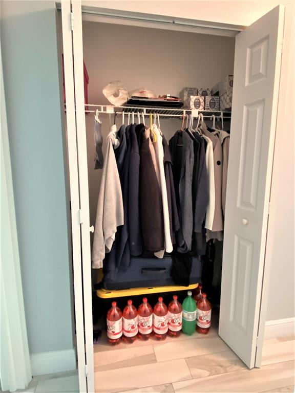 DELRAY VILLAS 1 - Residential