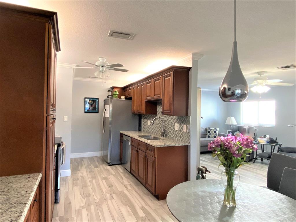 DELRAY VILLAS 1 - Residential