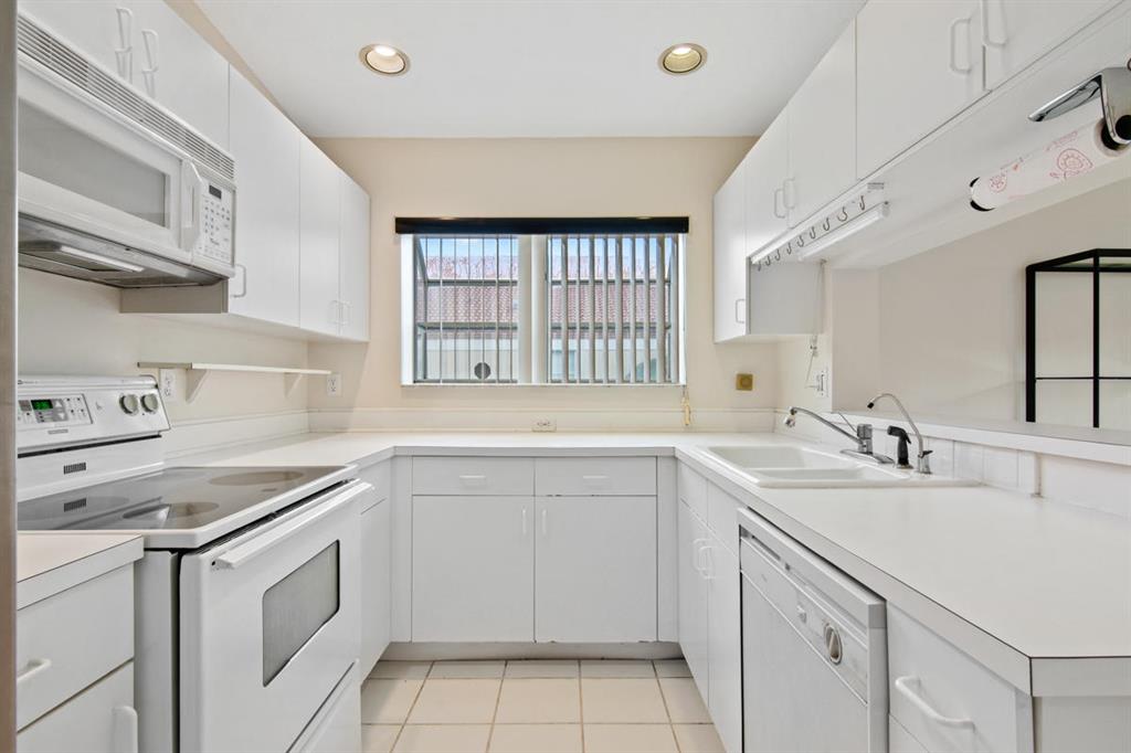 WATERWAYS AT DELRAY PH 3 - Residential