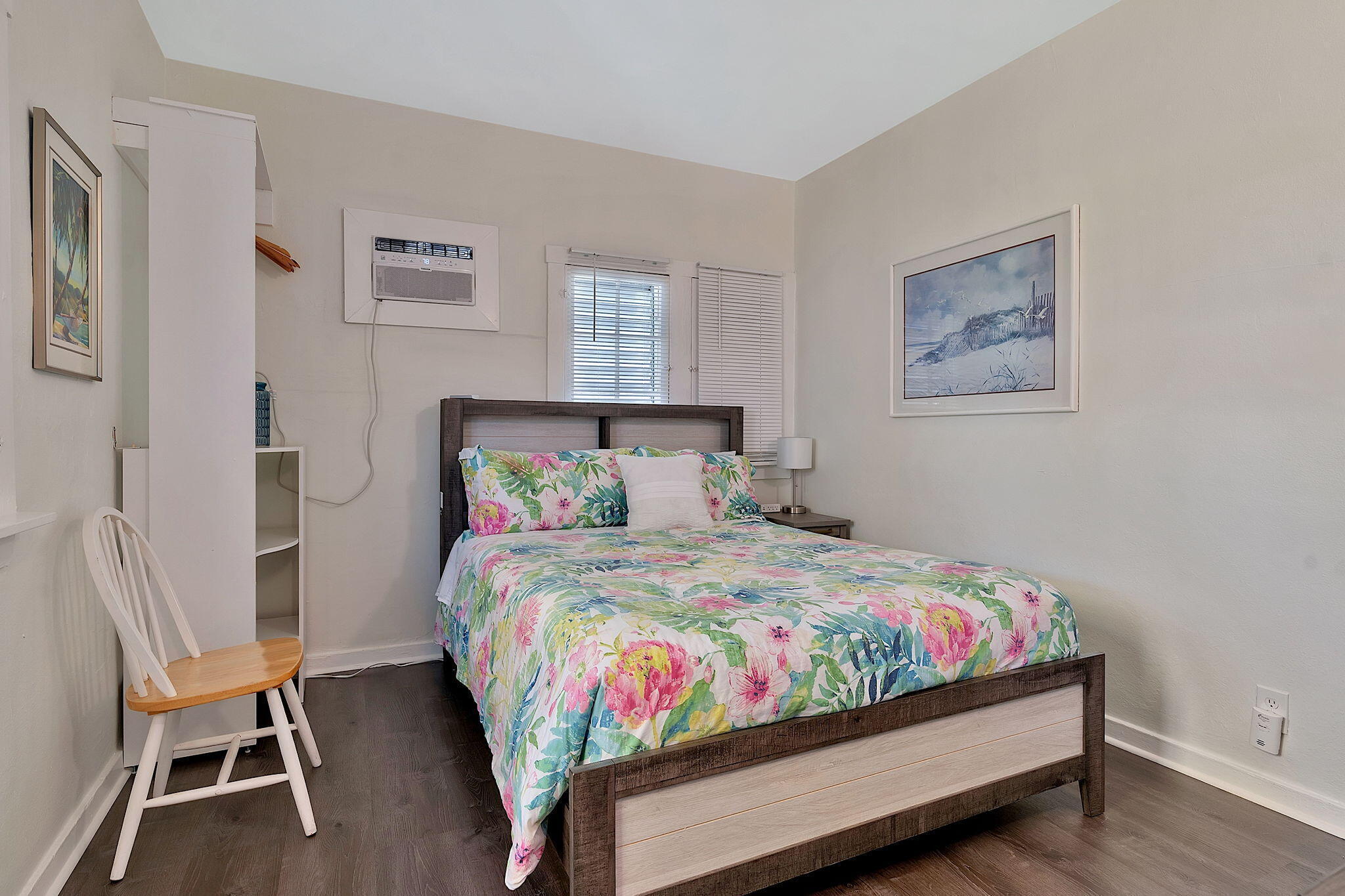 LAKE WORTH TOWN OF - Residential