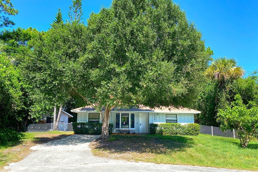 Photo of 7000 Paso Robles Boulevard, Fort Pierce, FL 34951 (MLS # R10732018)