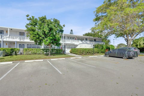 Tiny photo for 91 Tilford #E, Deerfield Beach, FL 33442 (MLS # F10537811)
