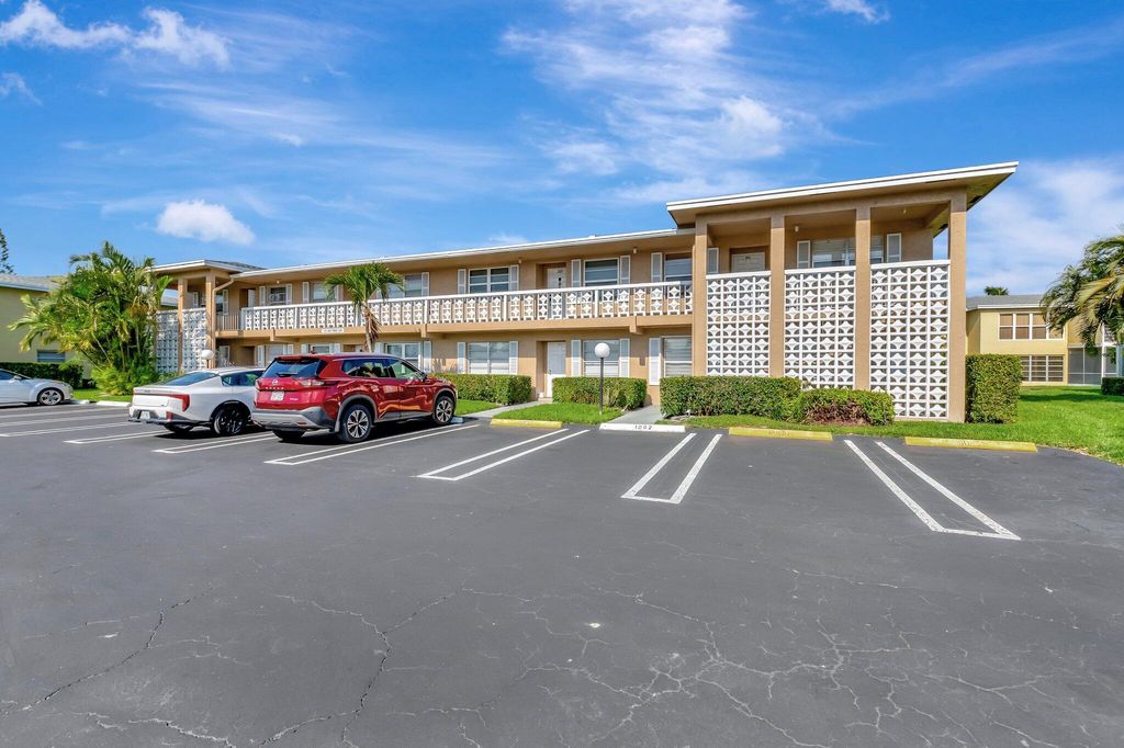 Photo of 1131 Violet Terrace #104, Delray Beach, FL 33445 (MLS # R11117145)