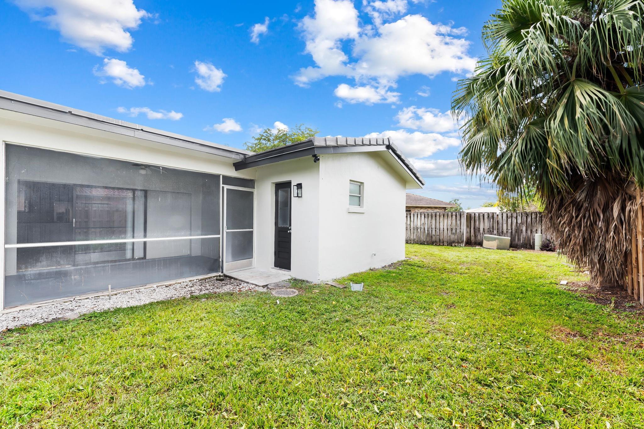 Coral Spgs Country Club - Residential Lease
