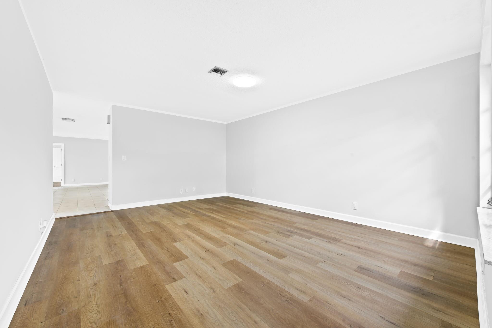 Coral Spgs Country Club - Residential Lease