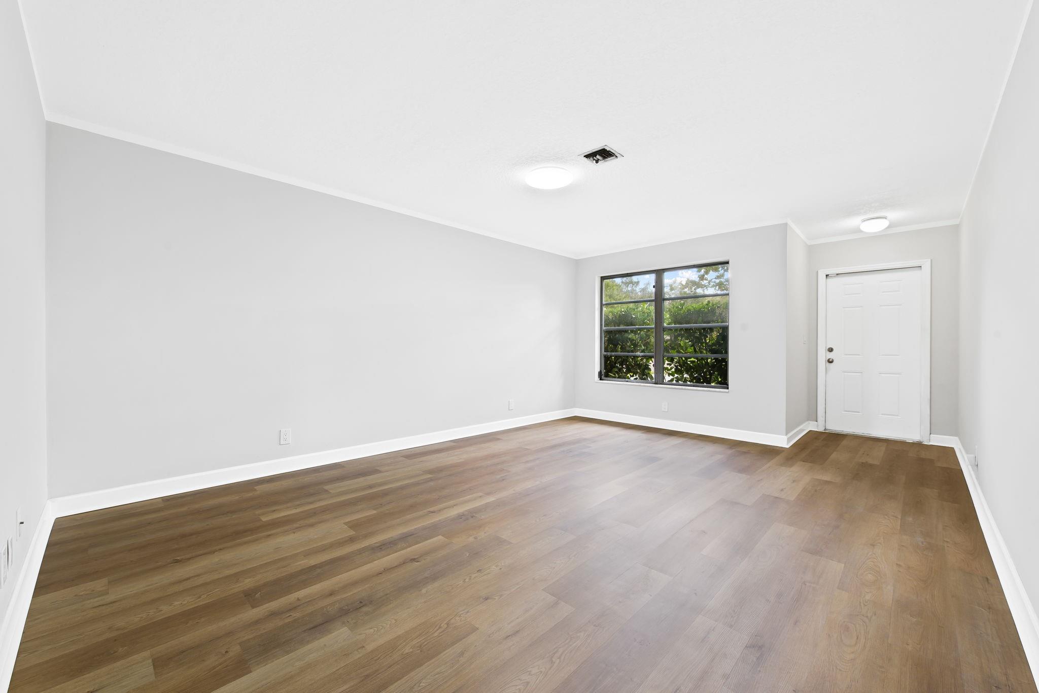 Coral Spgs Country Club - Residential Lease