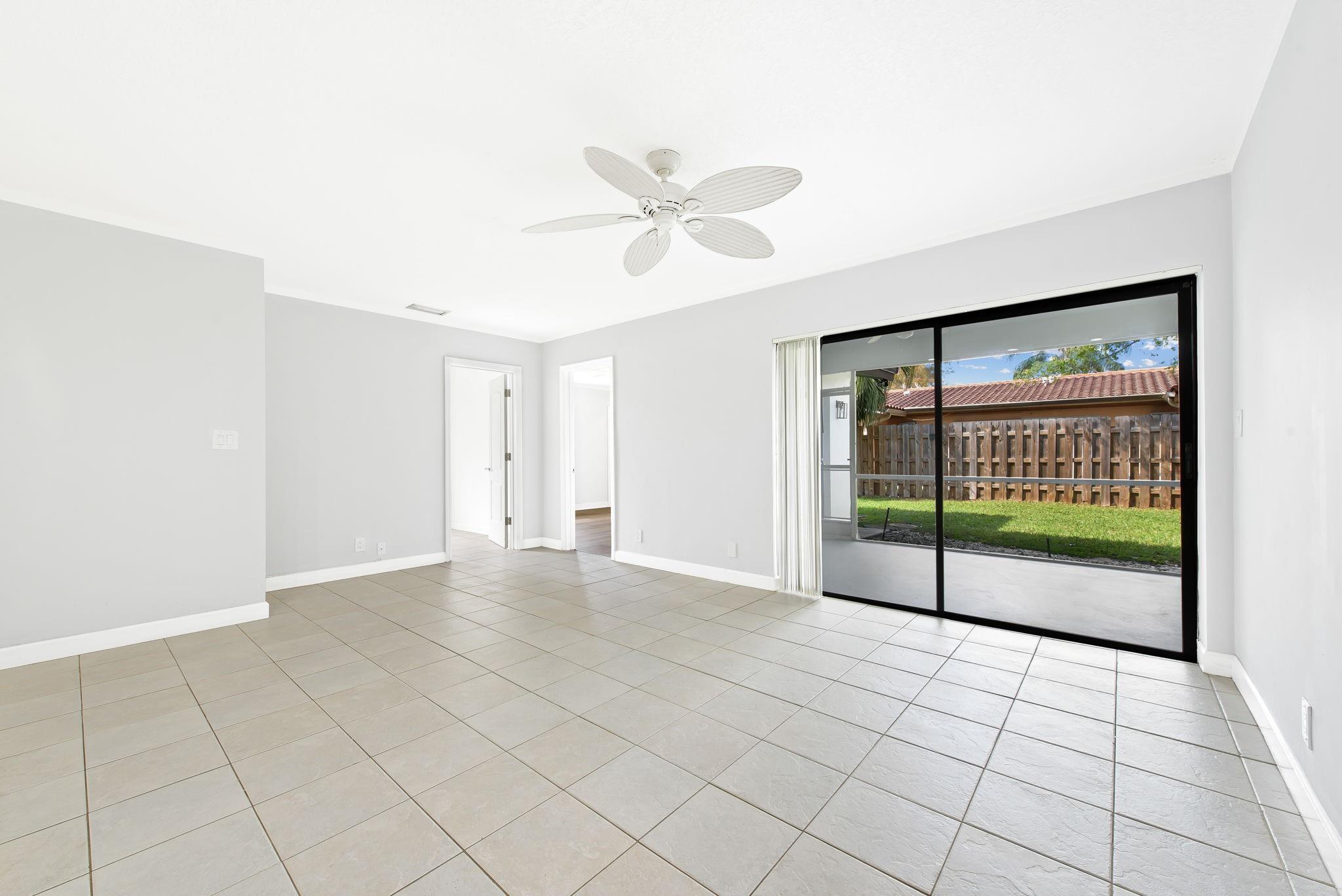 Coral Spgs Country Club - Residential Lease