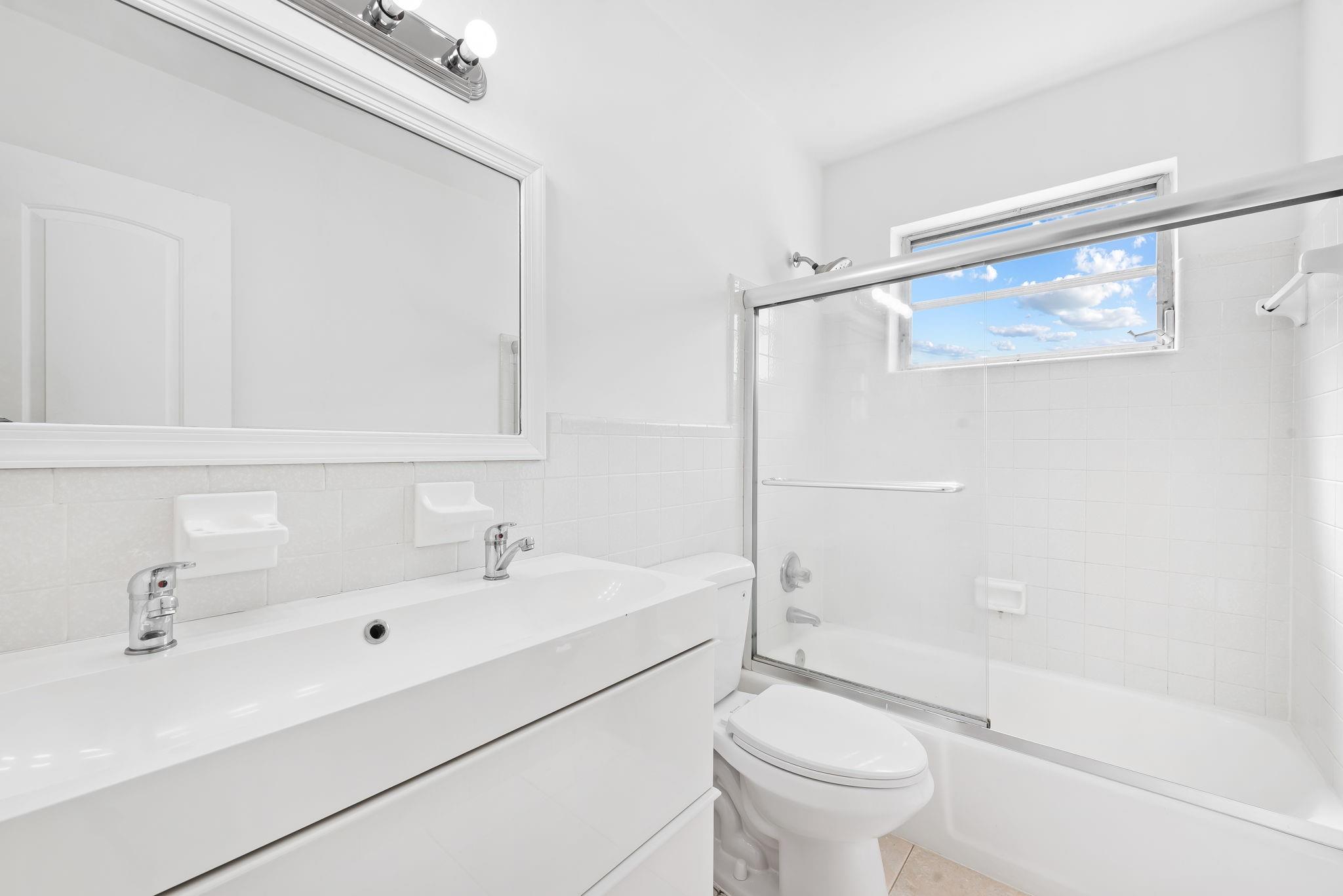 Coral Spgs Country Club - Residential Lease