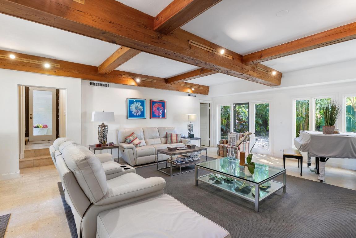 LAGOMAR PARK 2 - Residential