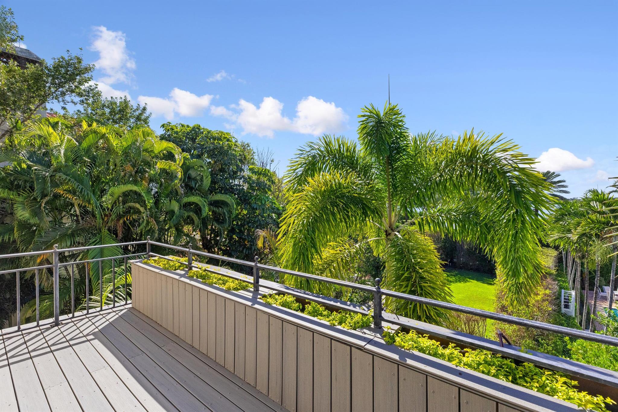 LAGOMAR PARK 2 - Residential