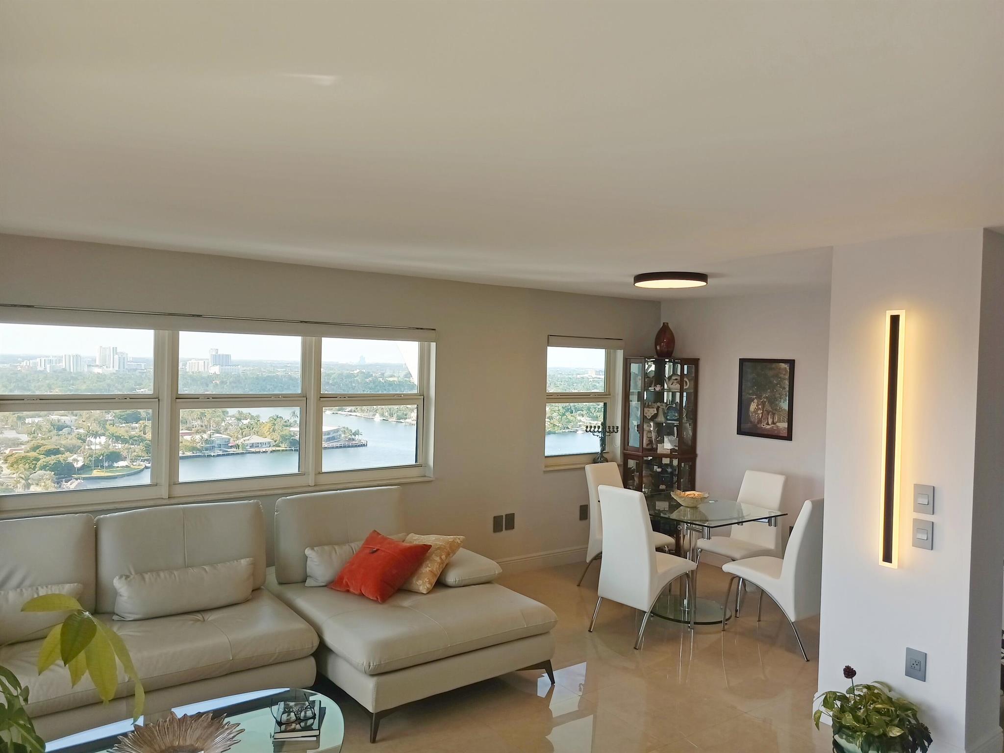 SUMMIT CONDO - Residential