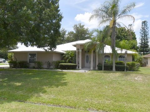 1198 SE Petunia Avenue Port St Lucie FL 34952