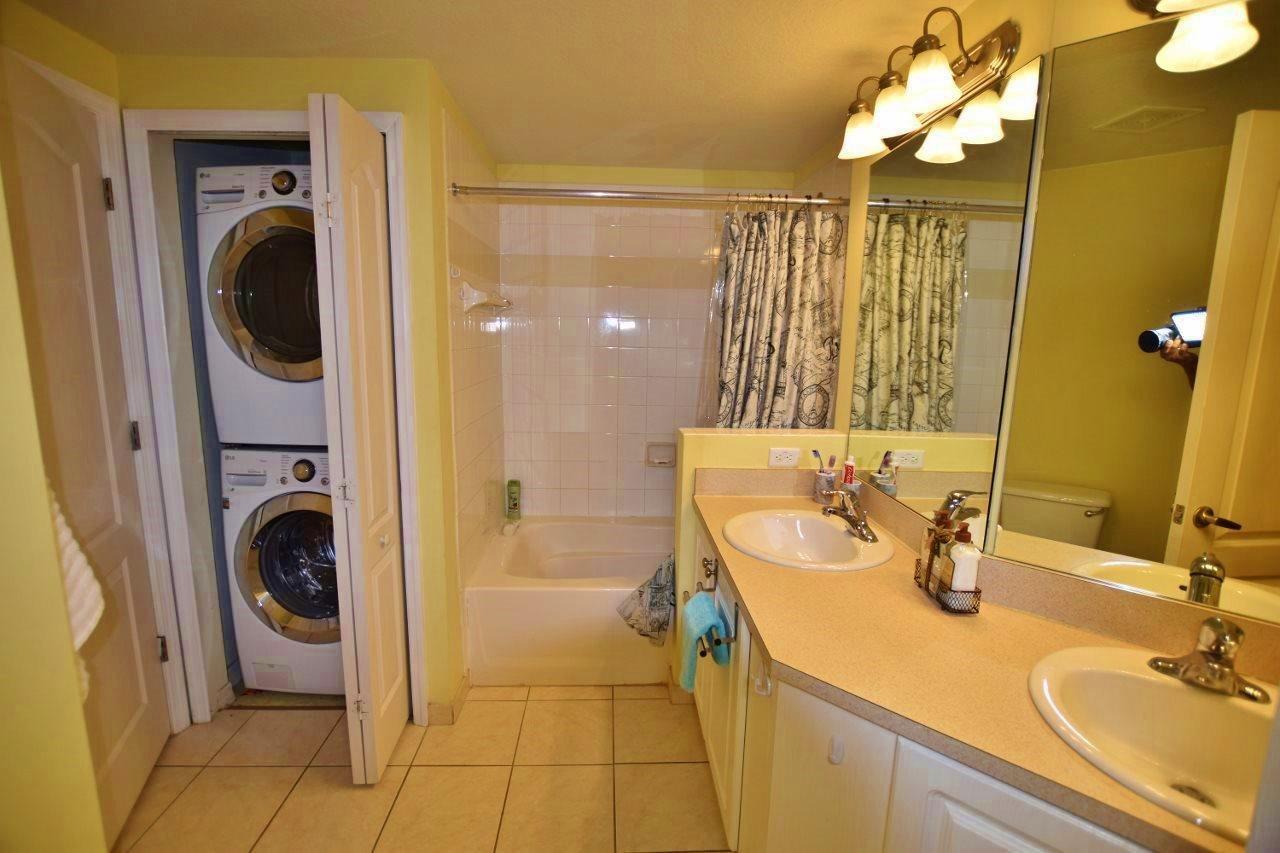 RESIDENCES AT LEGACY PLAC - Residential Lease