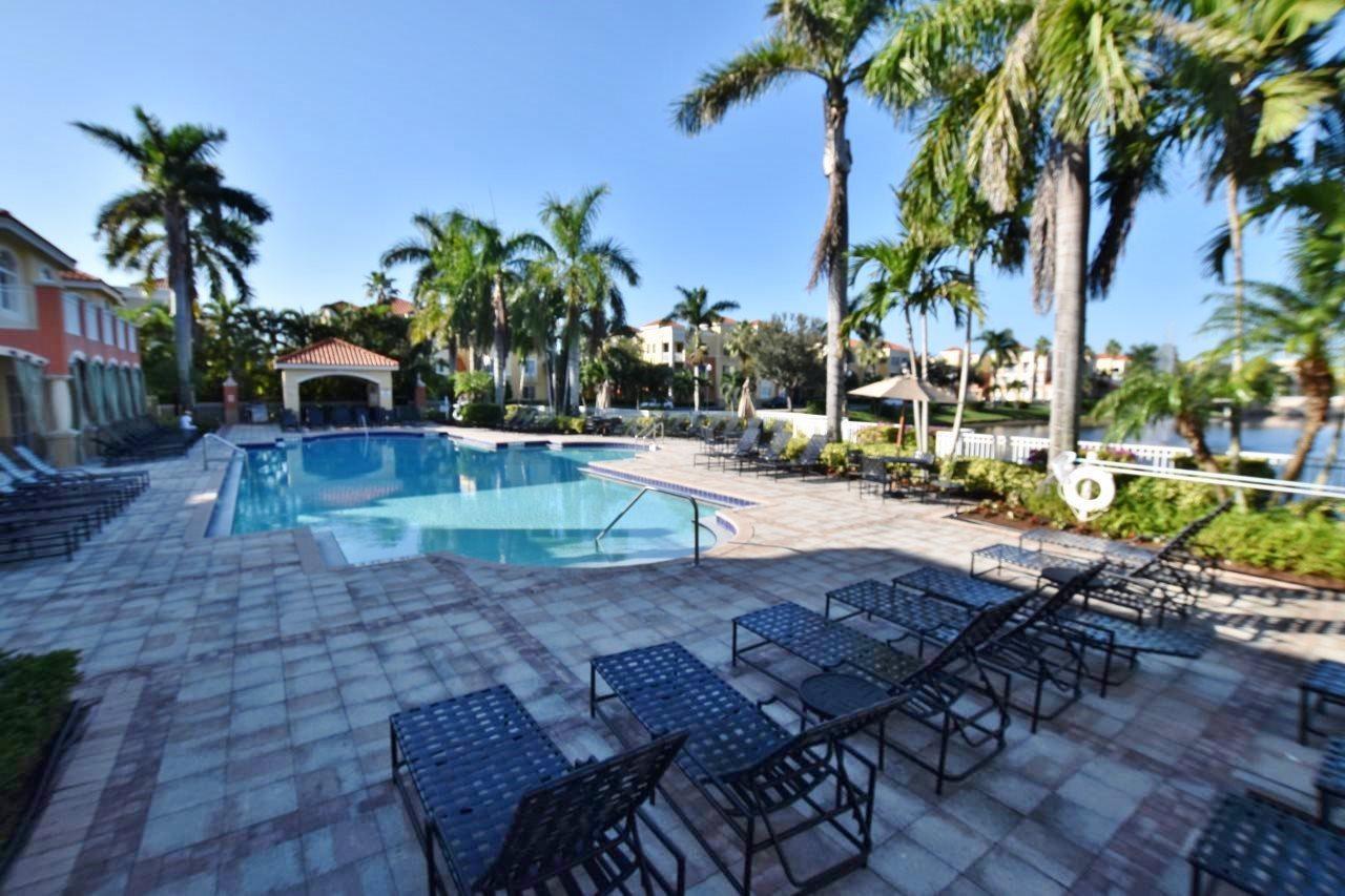 RESIDENCES AT LEGACY PLAC - Residential Lease