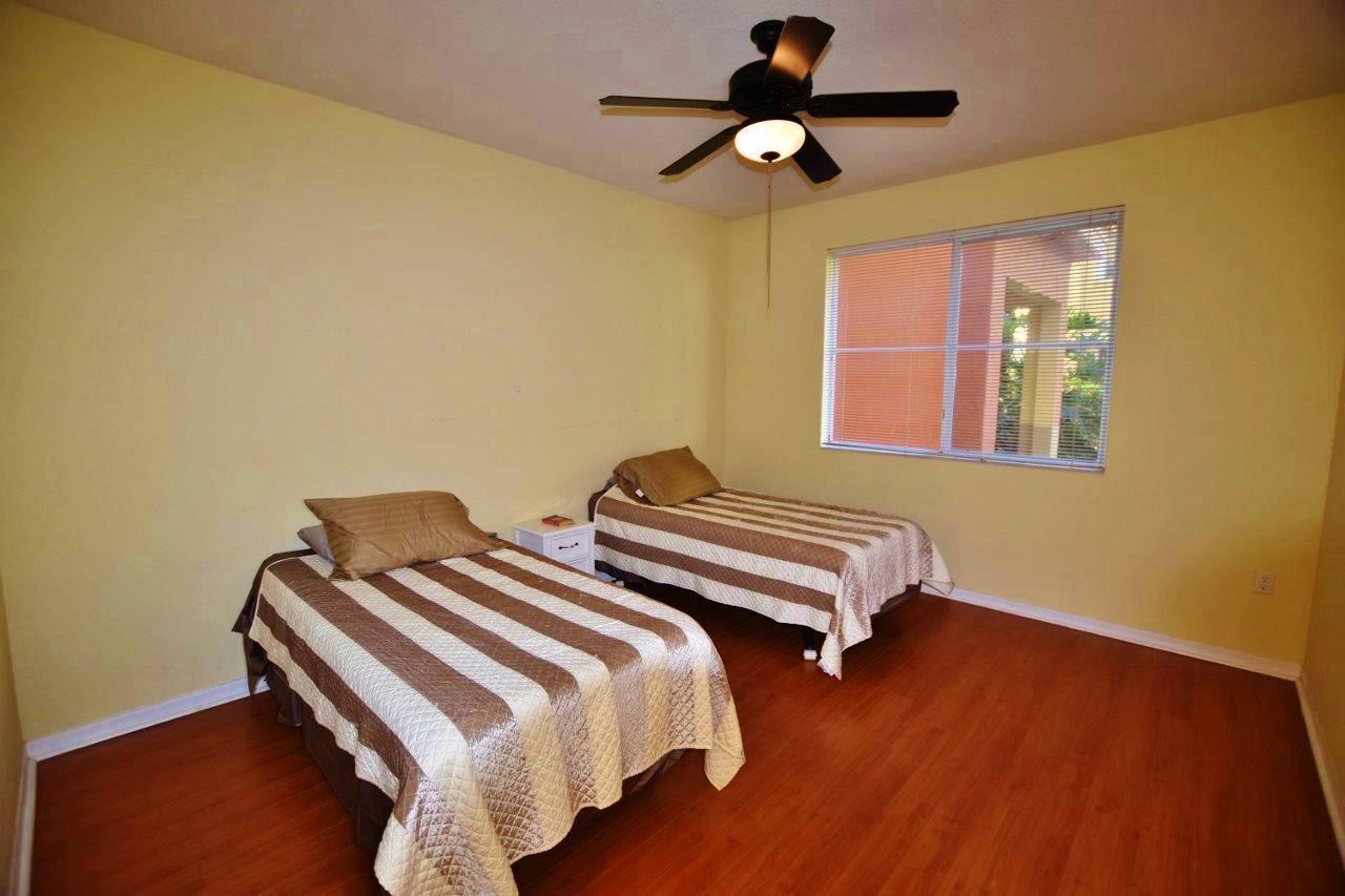 RESIDENCES AT LEGACY PLAC - Residential Lease