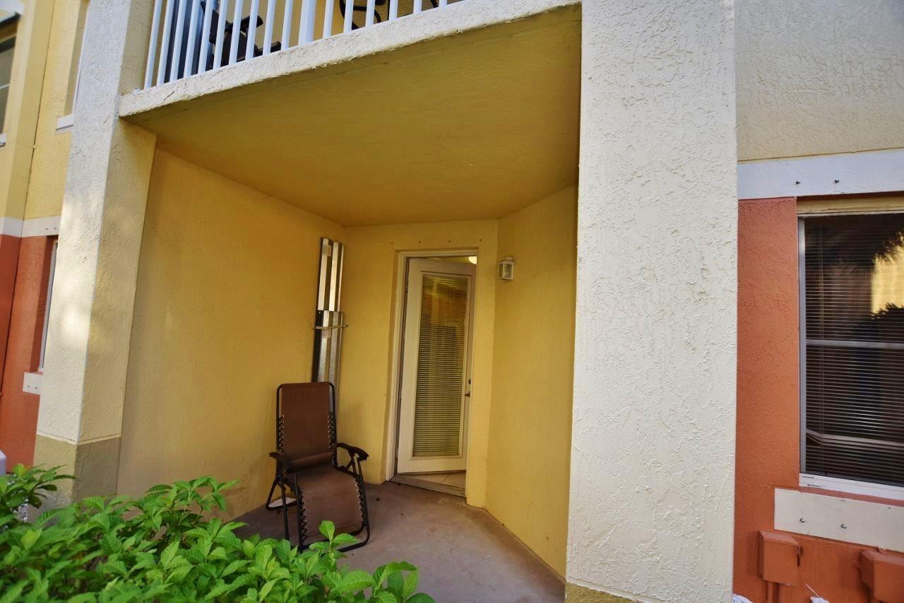 RESIDENCES AT LEGACY PLAC - Residential Lease