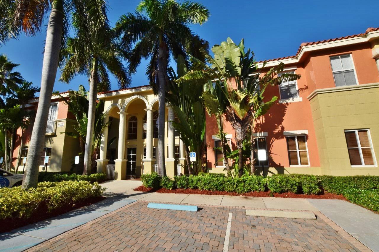 RESIDENCES AT LEGACY PLAC - Residential Lease