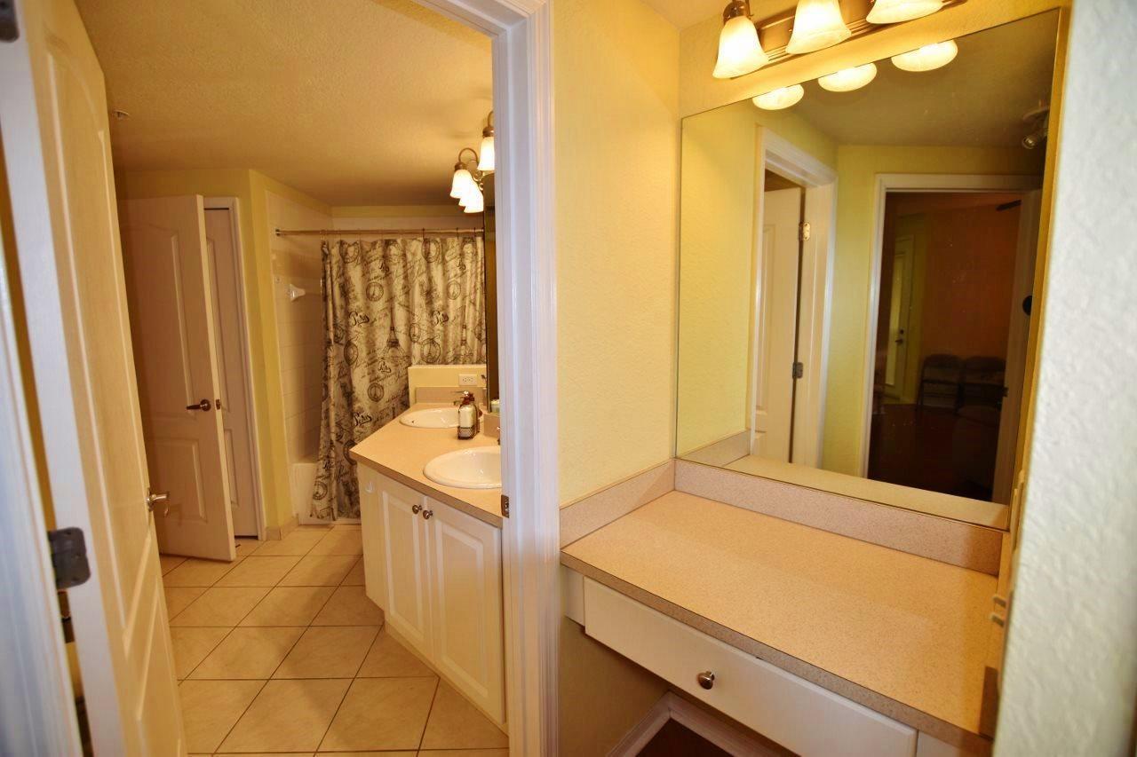 RESIDENCES AT LEGACY PLAC - Residential Lease