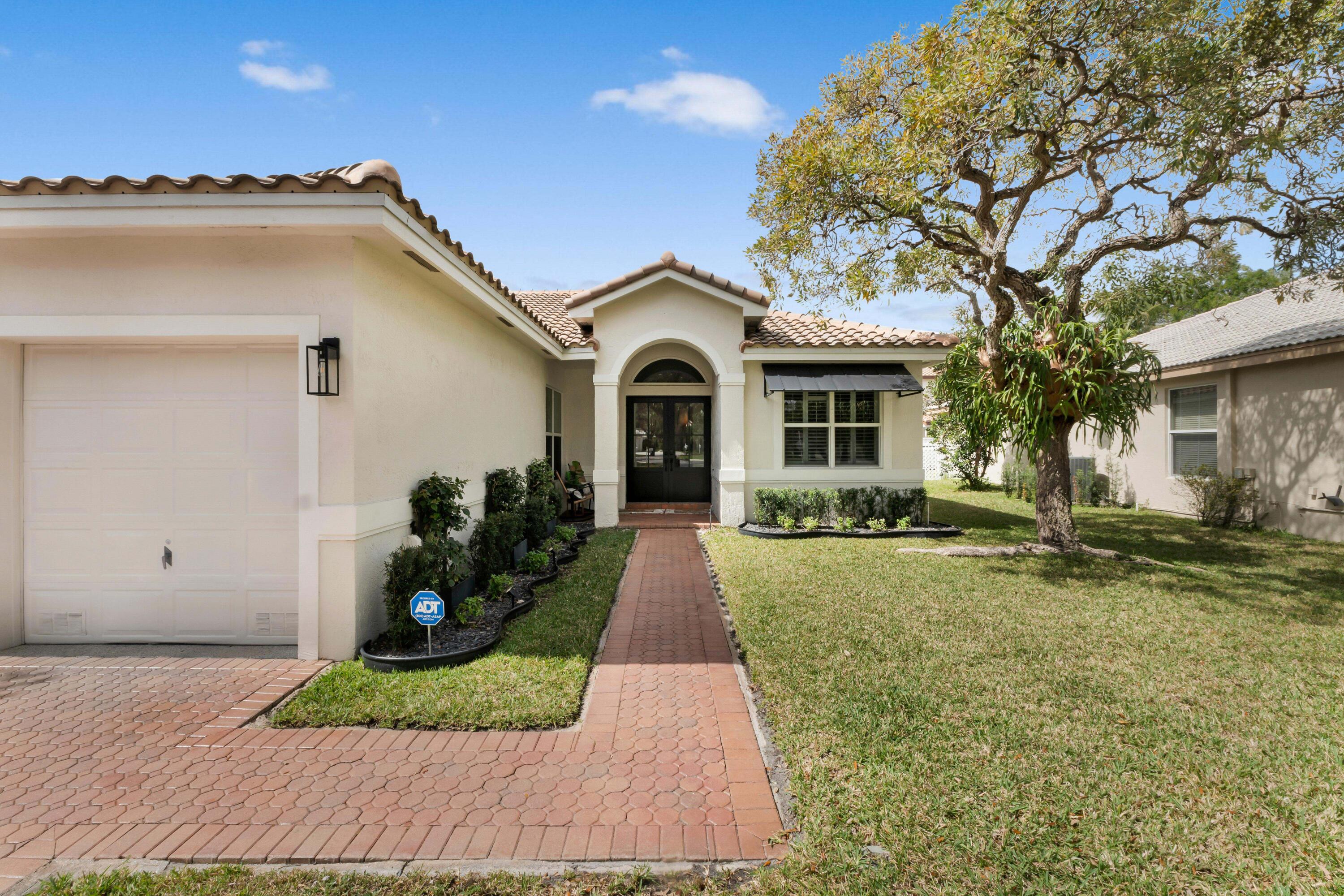 WYNDHAM CIRCLE - Residential