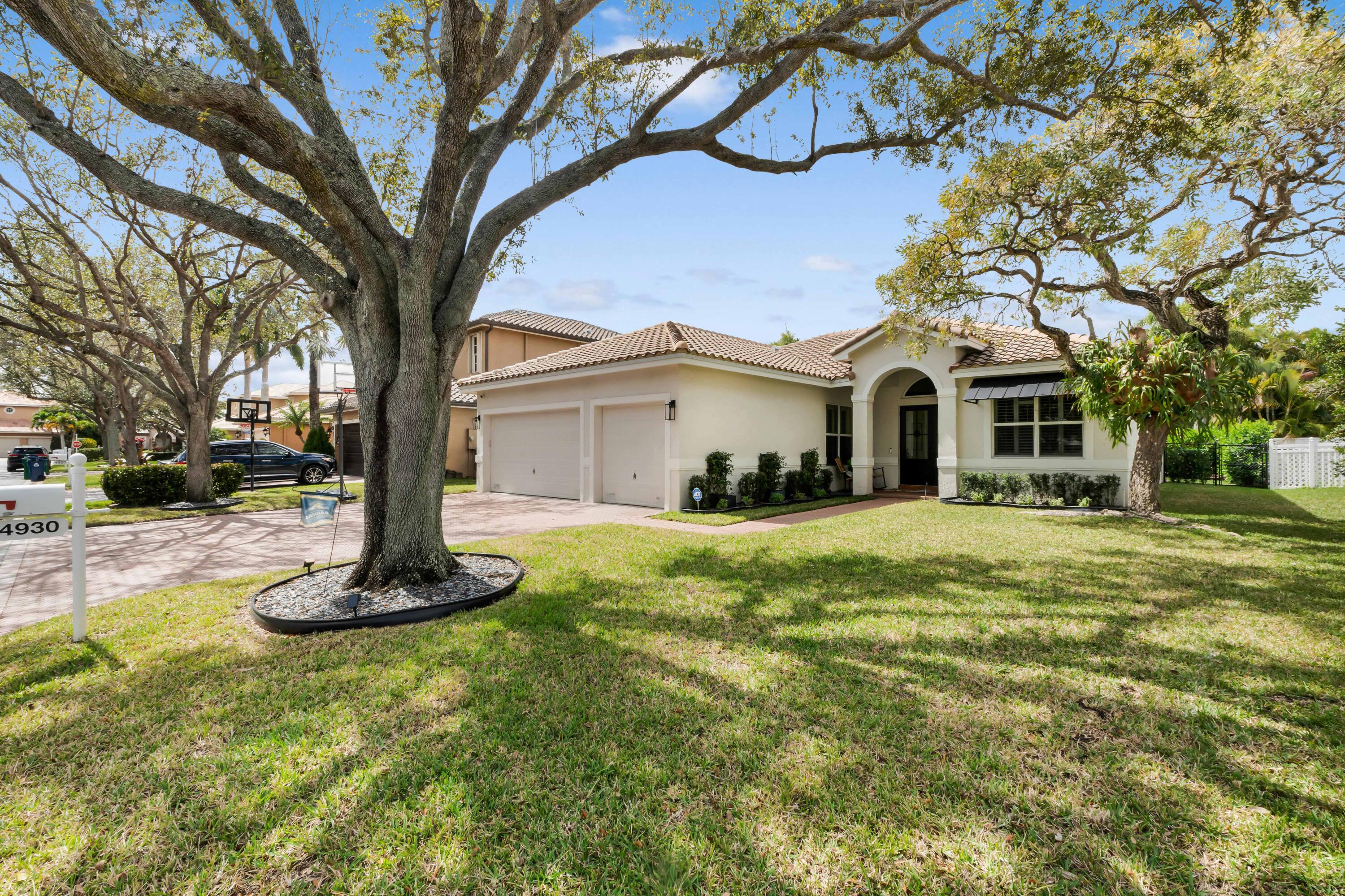 WYNDHAM CIRCLE - Residential