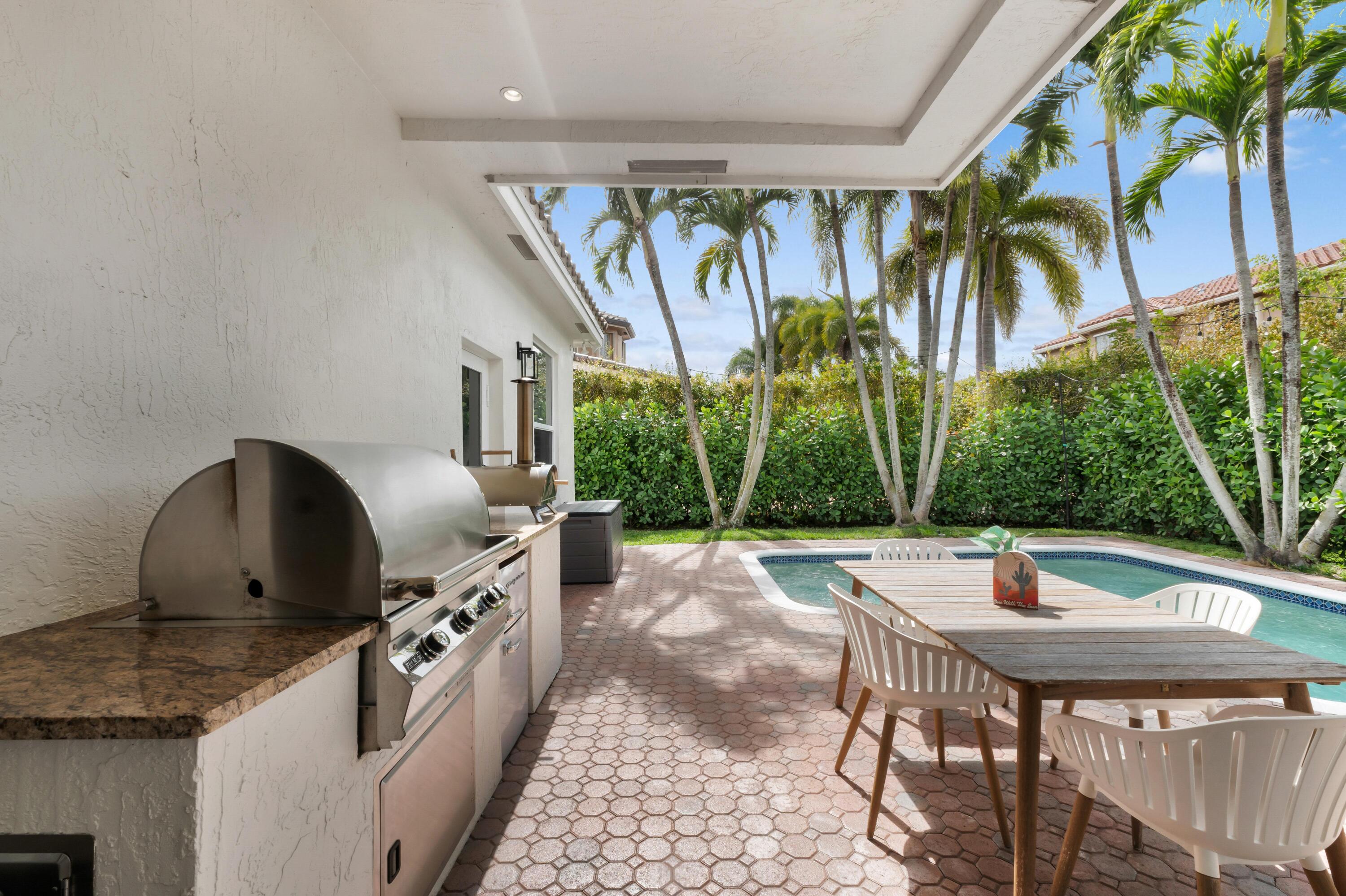 WYNDHAM CIRCLE - Residential