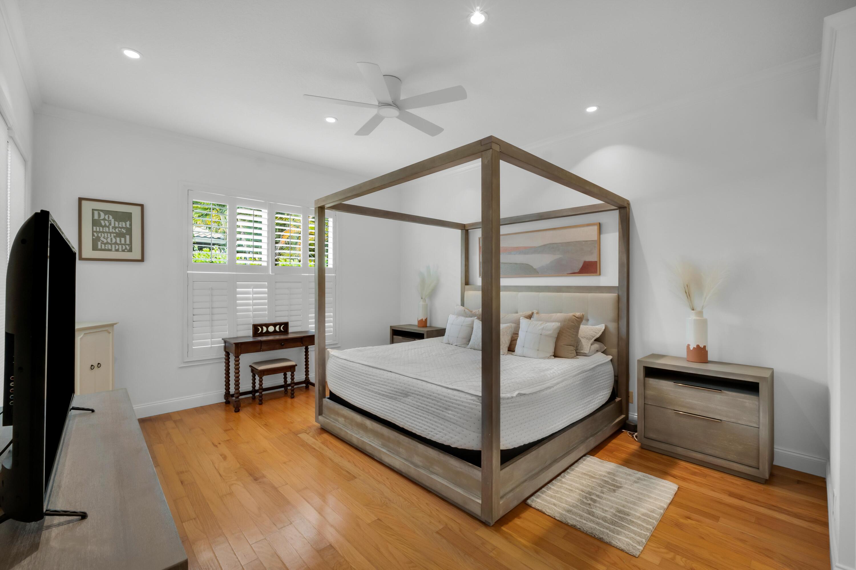 WYNDHAM CIRCLE - Residential