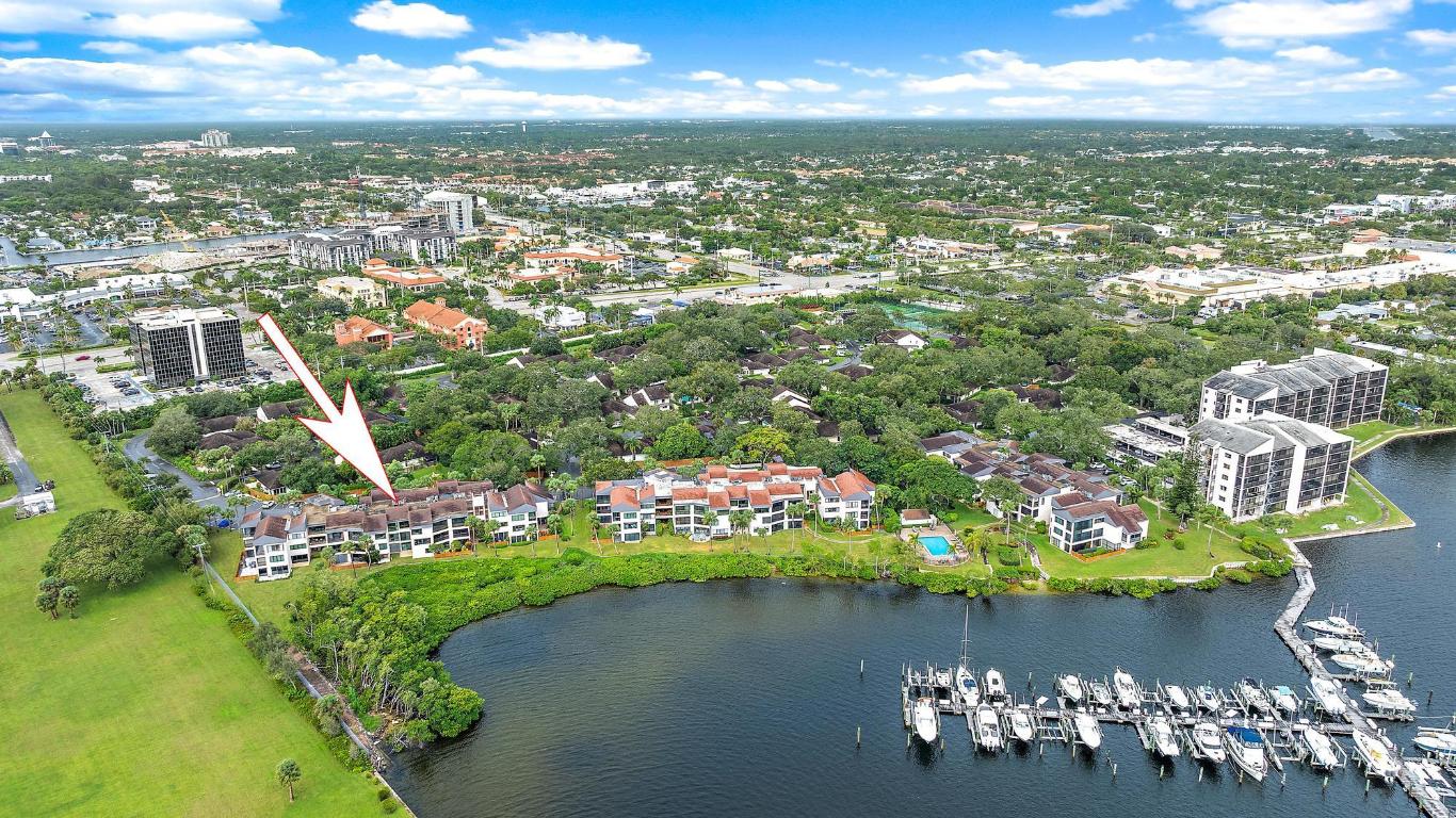 TWELVE OAKS CONDO - Residential