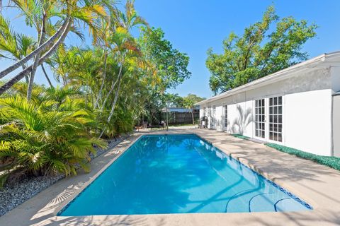 2630 NE 10th Ave Pompano Beach FL 33064