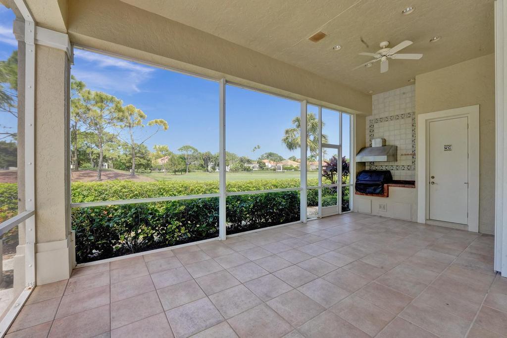 ADMIRALS COVE - Residential