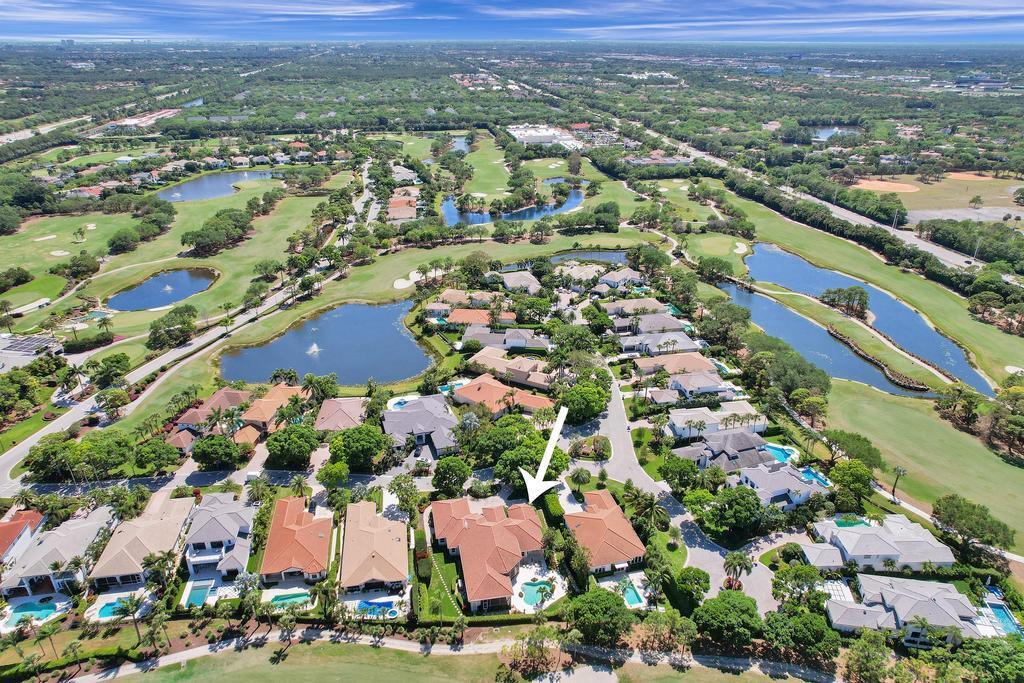 ADMIRALS COVE - Residential