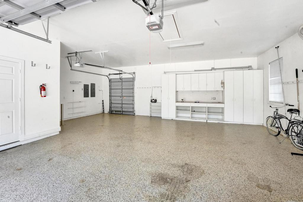 ADMIRALS COVE - Residential