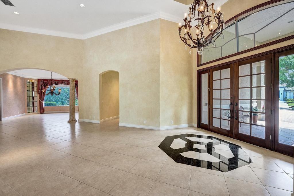 ADMIRALS COVE - Residential