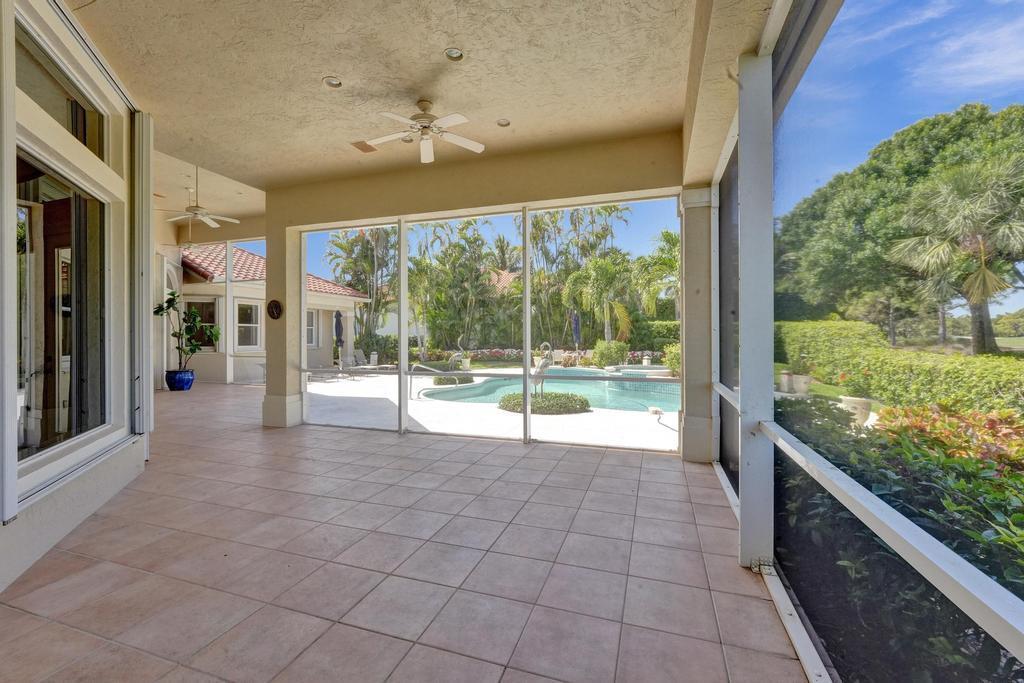 ADMIRALS COVE - Residential