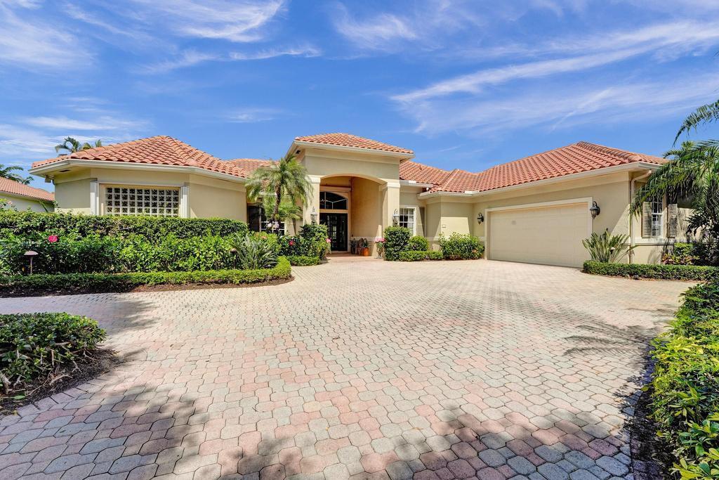 ADMIRALS COVE - Residential