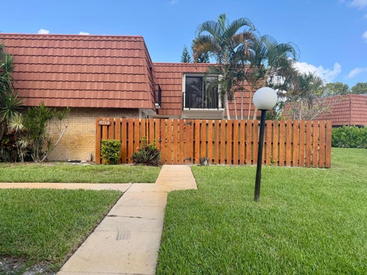 1771 SAN JOSE DR # 44-A, DELRAY BEACH, FL 33445 - Image 49d0739fd4635cc378a5ceddf9ede6c5/377313471