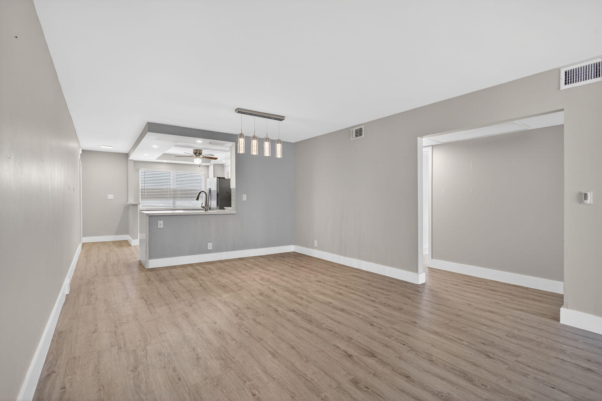 WYNMOOR VILLAGE - Residential